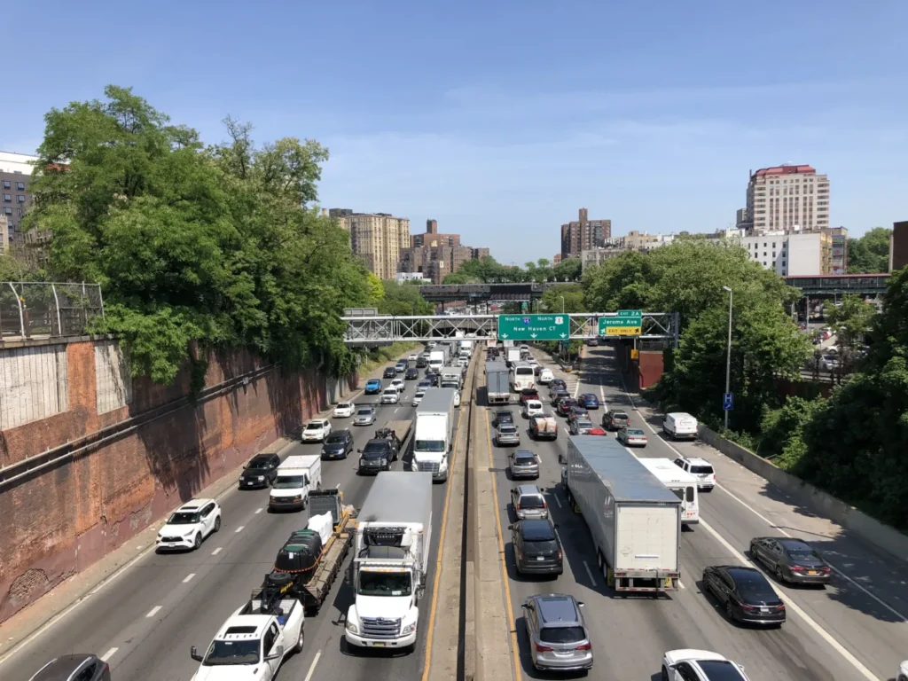 A Fleet That Handles the Cross Bronx Without Compromise